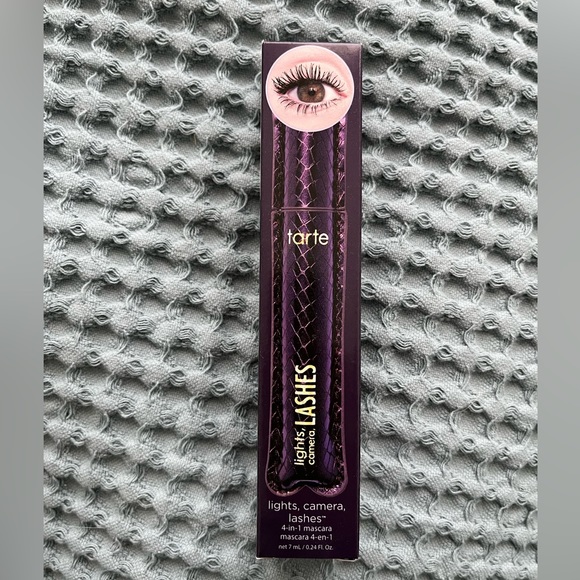 NIB Tarte Lights, Camera, Lashes 4-in-1 Mascara Black - Picture 2 of 6